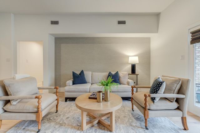 9607 Vicksburg Avenue, Lubbock, TX 79424