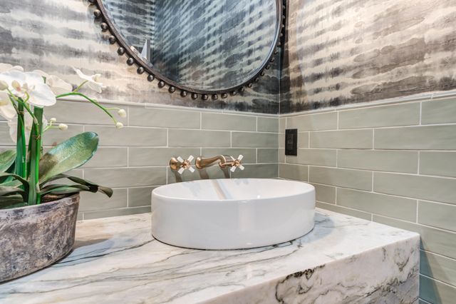 9607 Vicksburg Avenue, Lubbock, TX 79424