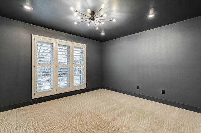 9607 Vicksburg Avenue, Lubbock, TX 79424