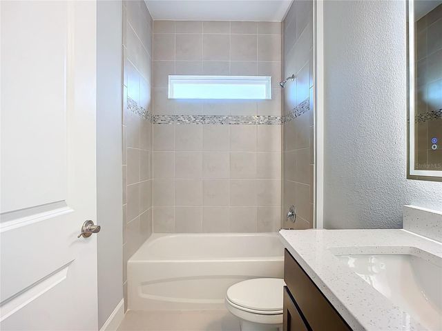 16 EGAN DRIVE, Palm Coast, FL 32164
