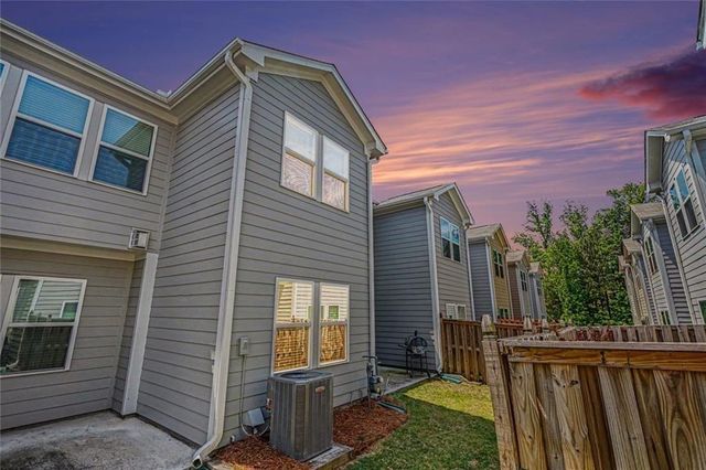 515 Elm Bluff Way, Lawrenceville, GA 30043