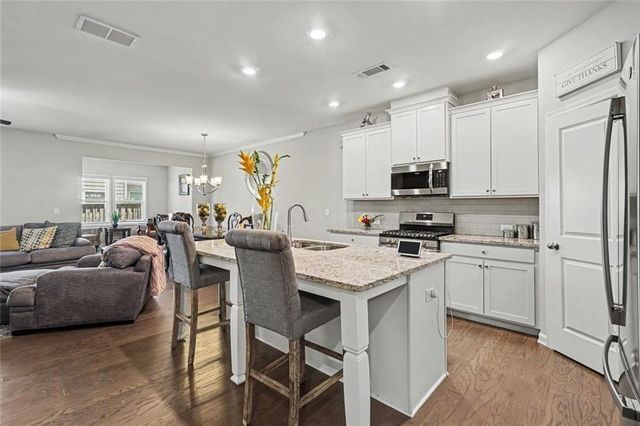 515 Elm Bluff Way, Lawrenceville, GA 30043