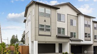 15215 35th Ave W #C9, Lynnwood, WA 98087
