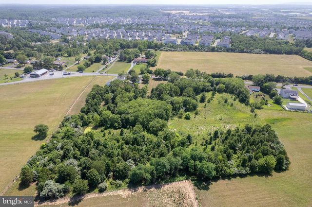 751 OLD CHARLES TOWN RD, Stephenson, VA 22656