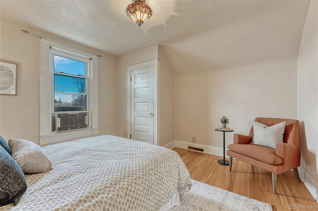 2929 W 39th Avenue, Denver, CO 80211