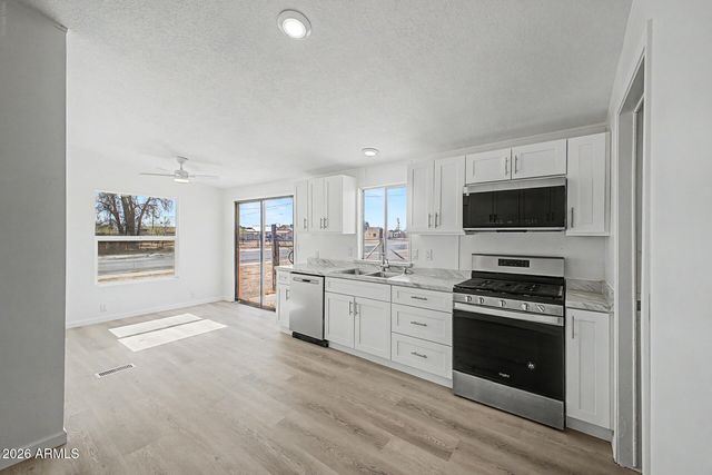 280 W Seagoe Avenue, Coolidge, AZ 85128
