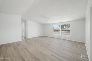 280 W Seagoe Avenue, Coolidge, AZ 85128