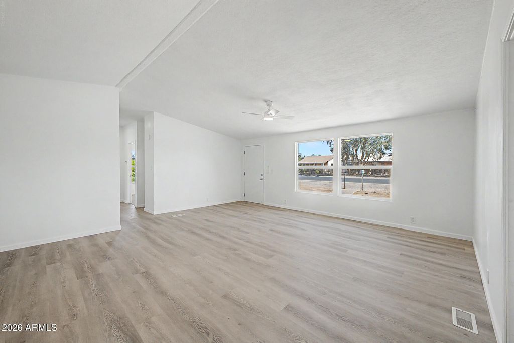 280 W Seagoe Avenue, Coolidge, AZ 85128