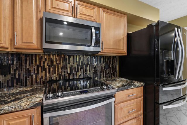 980 Conestoga Drive, Columbus, OH 43213
