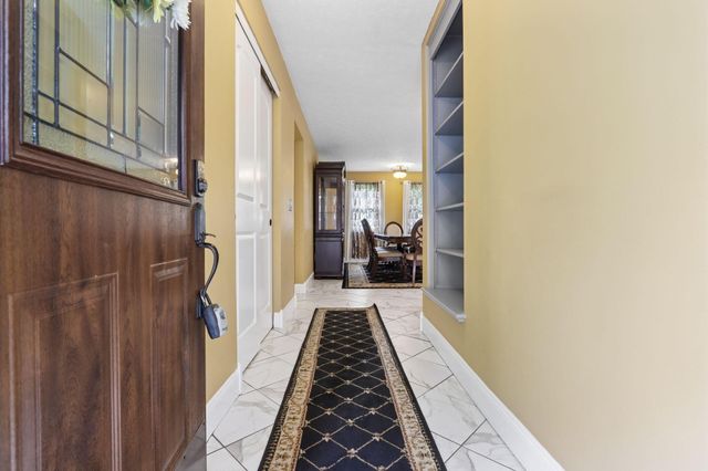 980 Conestoga Drive, Columbus, OH 43213