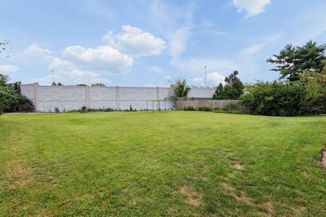 980 Conestoga Drive, Columbus, OH 43213