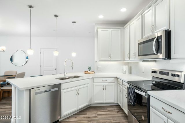 2511 W QUEEN CREEK Road 271, Chandler, AZ 85248