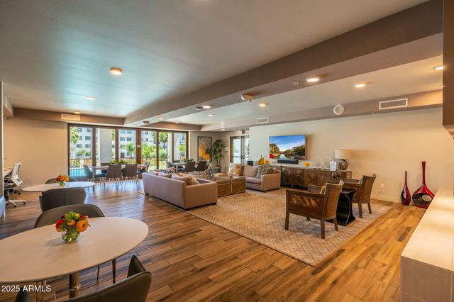 2511 W QUEEN CREEK Road 271, Chandler, AZ 85248