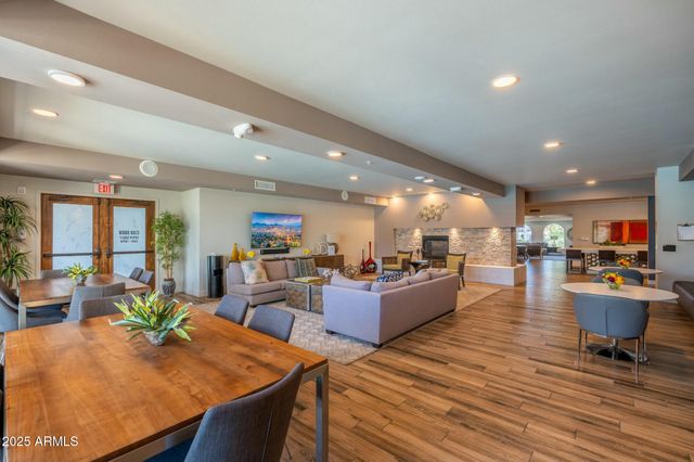 2511 W QUEEN CREEK Road 271, Chandler, AZ 85248