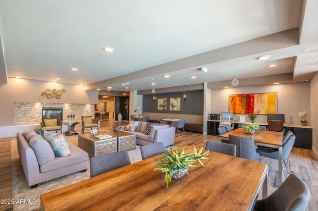 2511 W QUEEN CREEK Road 271, Chandler, AZ 85248