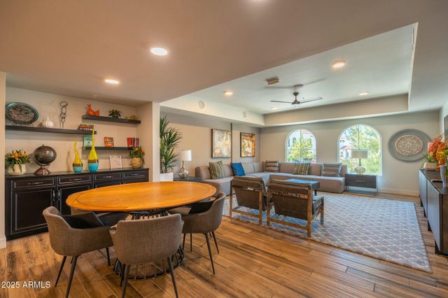 2511 W QUEEN CREEK Road 271, Chandler, AZ 85248