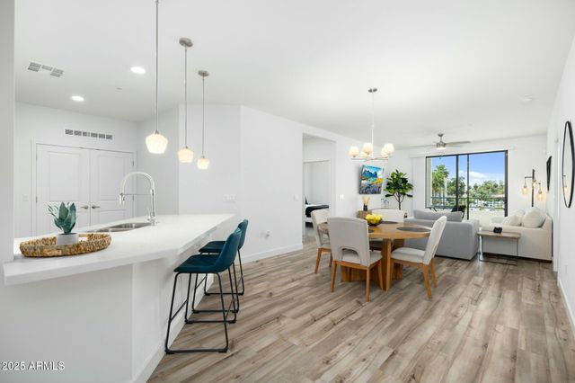 2511 W QUEEN CREEK Road 271, Chandler, AZ 85248