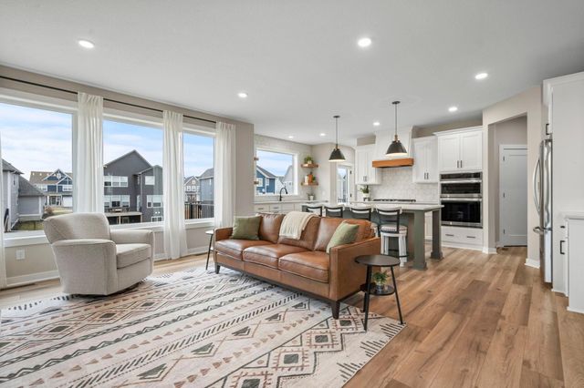 4237 Arbor Bay, Woodbury, MN 55129