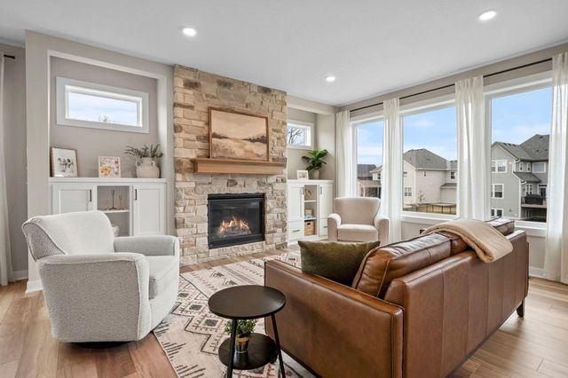 4237 Arbor Bay, Woodbury, MN 55129