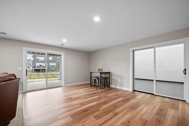 4237 Arbor Bay, Woodbury, MN 55129