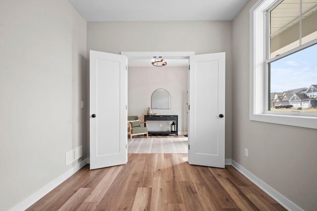 4237 Arbor Bay, Woodbury, MN 55129