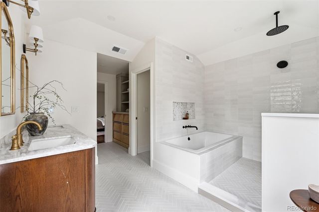 680 Albion Street, Denver, CO 80220