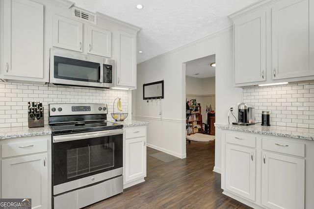 2394 Southern Oak Drive SW, Marietta, GA 30064