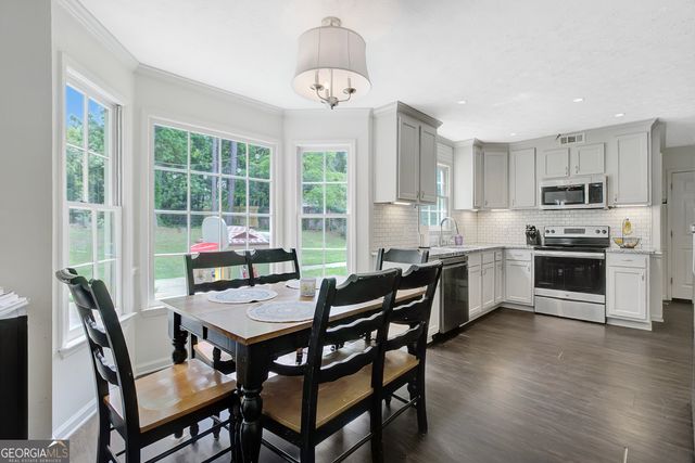 2394 Southern Oak Drive SW, Marietta, GA 30064