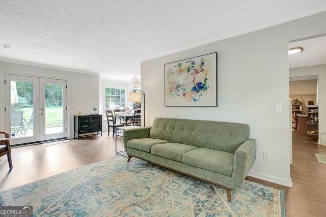 2394 Southern Oak Drive SW, Marietta, GA 30064