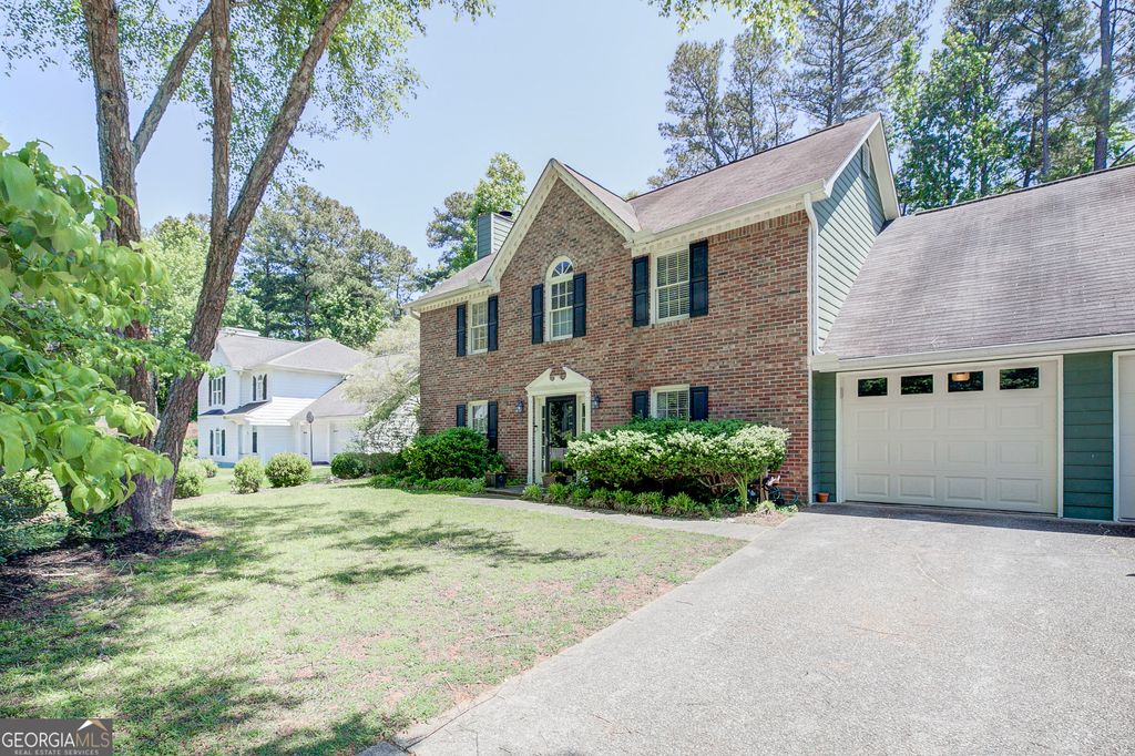 2394 Southern Oak Drive SW, Marietta, GA 30064