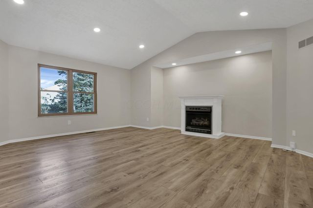 6926 Bennell Drive, Reynoldsburg, OH 43068