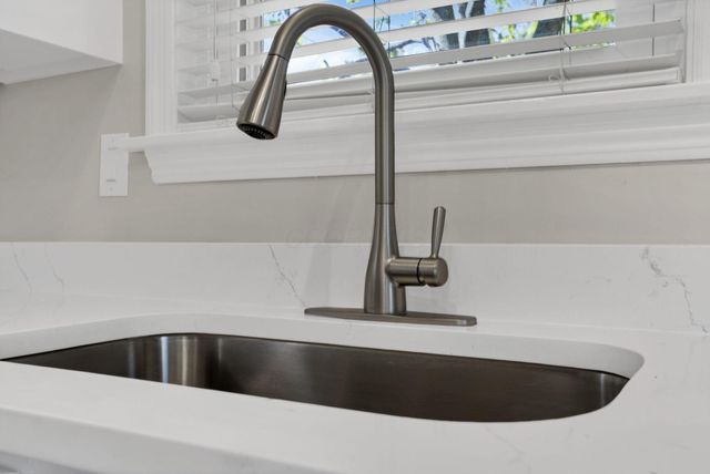 6926 Bennell Drive, Reynoldsburg, OH 43068