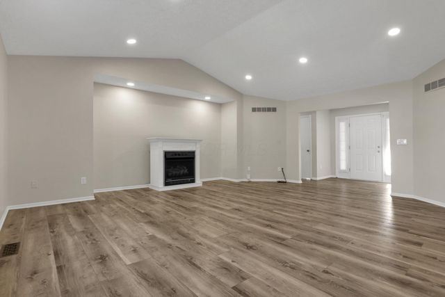 6926 Bennell Drive, Reynoldsburg, OH 43068