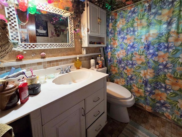 11066 102ND AVENUE N, Seminole, FL 33778