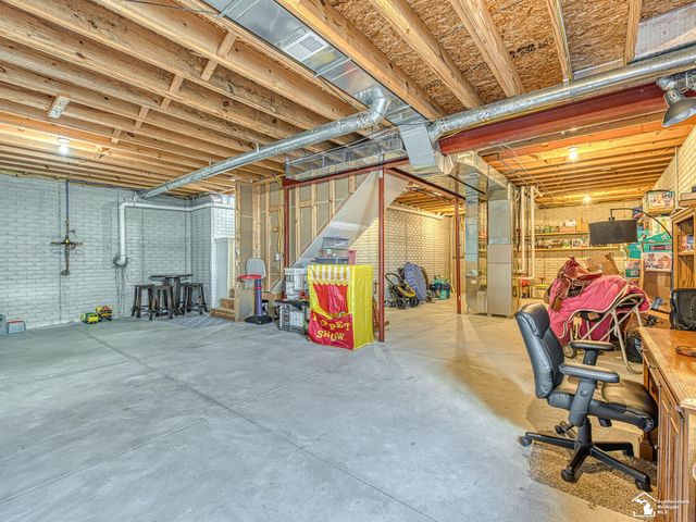 784 E Sweet Briar Lane, Monroe Twp, MI 48161