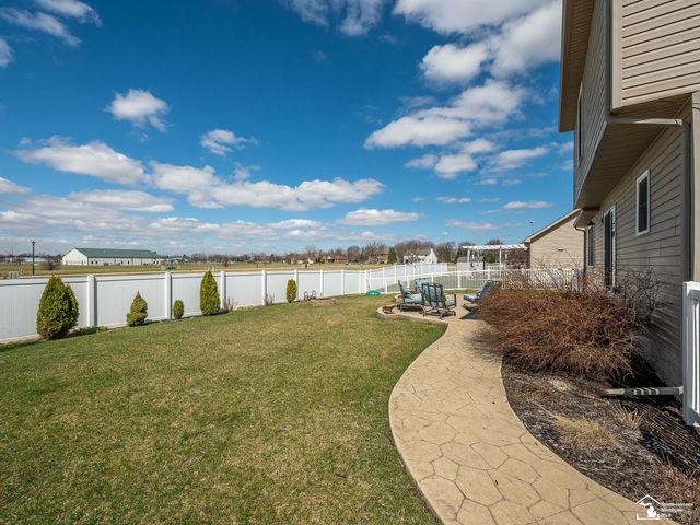 784 E Sweet Briar Lane, Monroe Twp, MI 48161