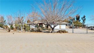 4778 Luna Rd, Phelan, CA 92371