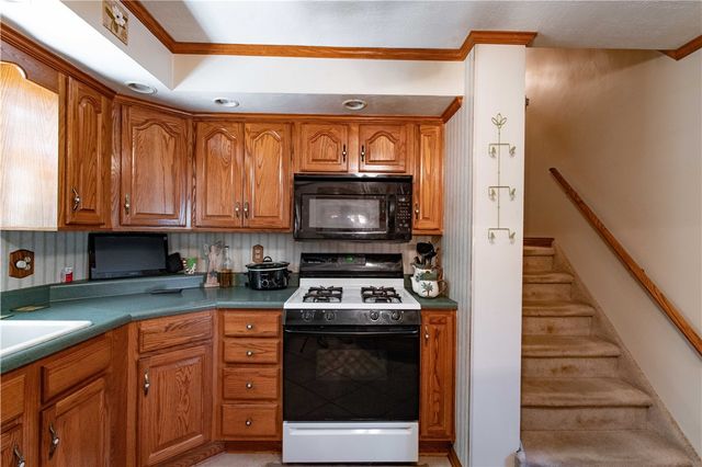 905 Roosevelt Avenue, Aliquippa, PA 15001