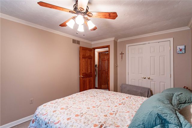 905 Roosevelt Avenue, Aliquippa, PA 15001