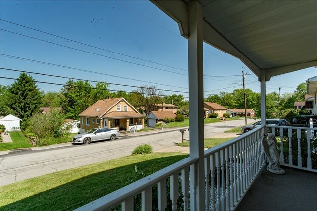 905 Roosevelt Avenue, Aliquippa, PA 15001