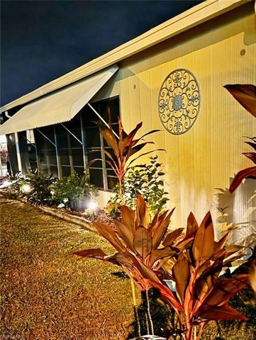 613 Pine Grove CT, North Fort Myers, FL 33917