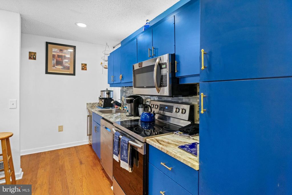 Image 5 of property listing at 2363 NUTMEG, Baltimore, MD 21209