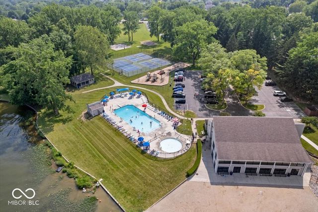 570 S Harbour, Noblesville, IN 46062