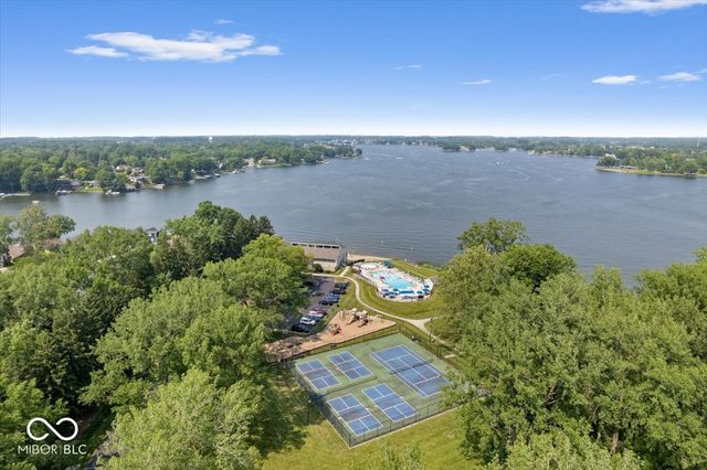 570 S Harbour, Noblesville, IN 46062