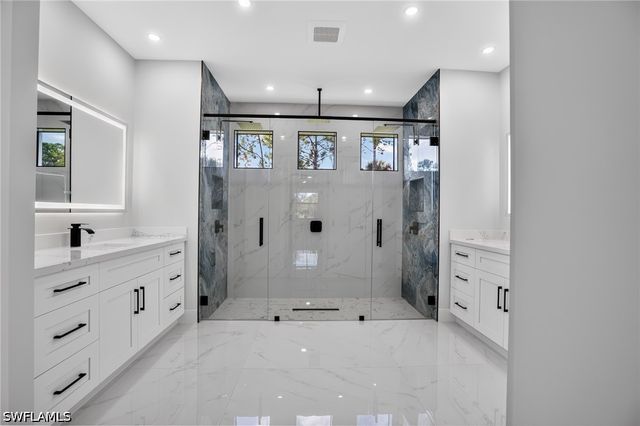 2941 32nd AVE SE, Naples, FL 34117