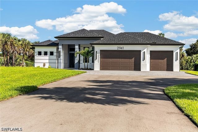 2941 32nd AVE SE, Naples, FL 34117