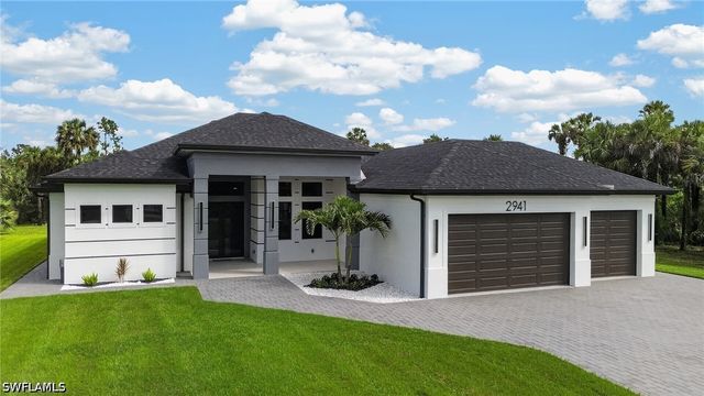 2941 32nd AVE SE, Naples, FL 34117