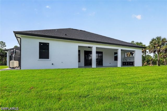 2941 32nd AVE SE, Naples, FL 34117