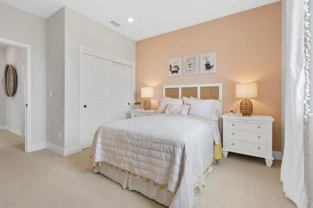 8427 Kyler Rd, Elk Grove, CA 95757