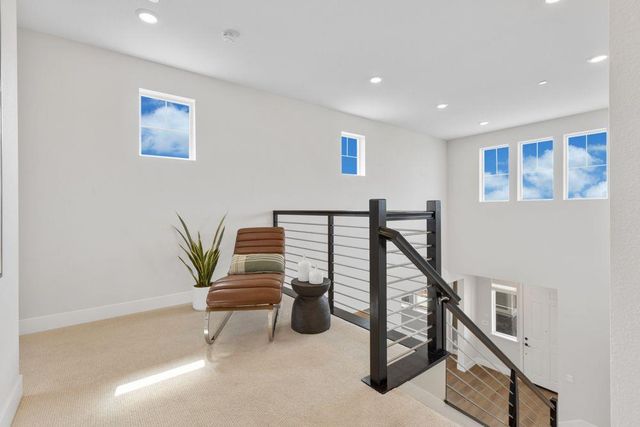 8427 Kyler Rd, Elk Grove, CA 95757